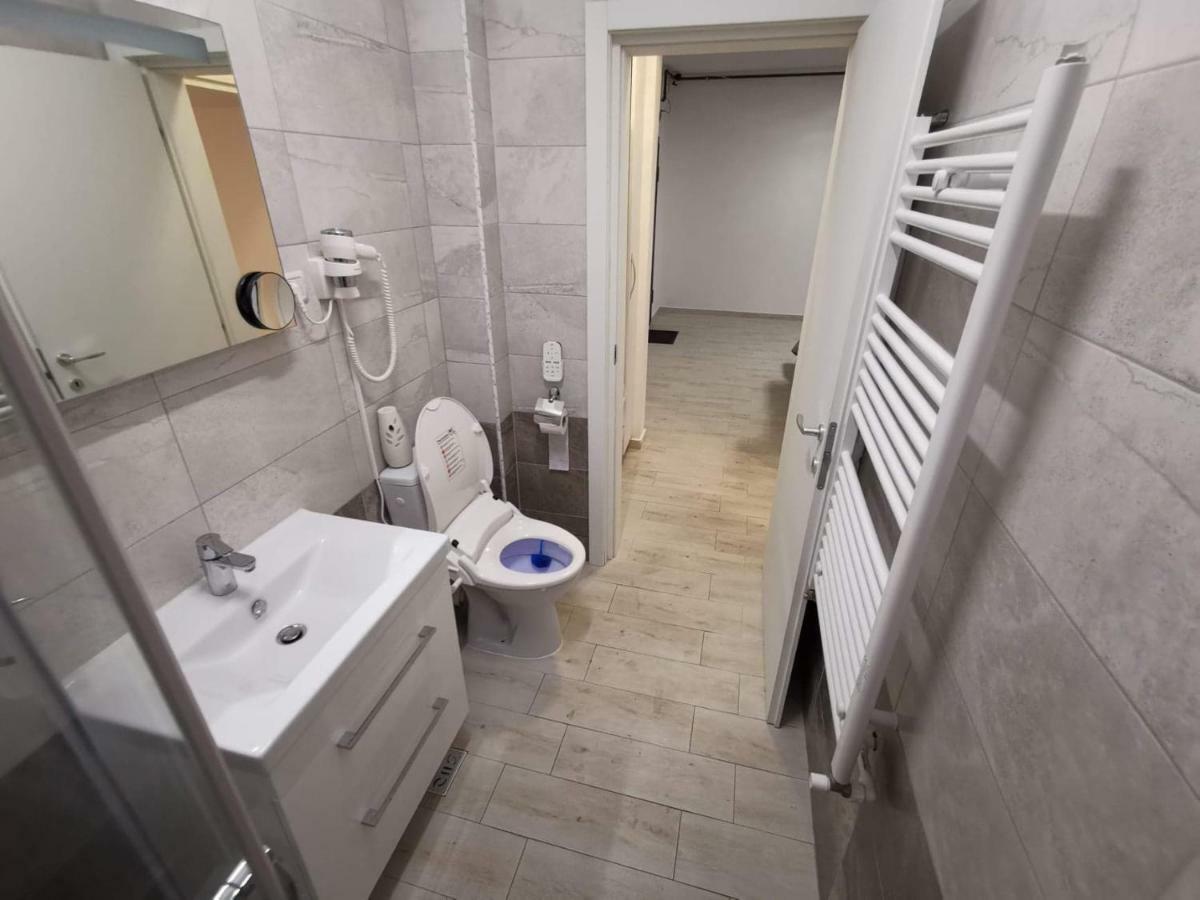 Maravali Beach Apartment Navodari Exterior photo